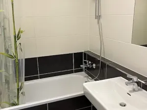 Prodej bytu 2+kk, Praha - Hlubočepy, Ondrákové, 51 m2