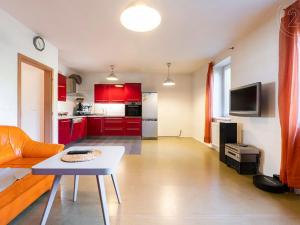 Prodej bytu 2+kk, Praha - Horní Měcholupy, Boloňská, 65 m2