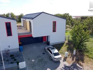 Prodej rodinného domu, Syrovice, 185 m2