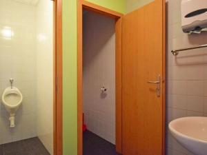 Pronájem kanceláře, Praha - Radotín, Vrážská, 80 m2