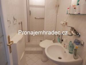 Pronájem bytu 2+kk, Hradec Králové, Veverkova, 37 m2