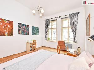 Pronájem bytu 1+1, Praha - Žižkov, Husitská, 42 m2