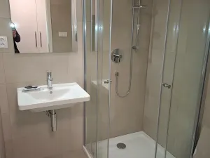 Pronájem bytu 1+kk, Brno, třída Generála Píky, 32 m2