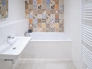 Prodej bytu 2+kk, Praha - Vysočany, 58 m2