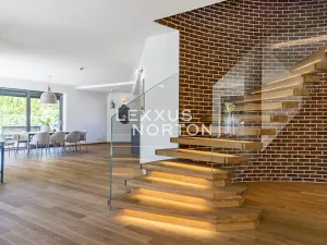 Prodej rodinného domu, Průhonice, Františka Landovského, 390 m2