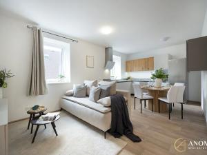 Prodej bytu 3+kk, Trhová Kamenice, Raisovo náměstí, 75 m2