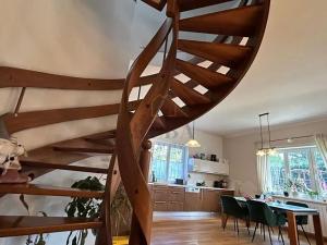 Prodej rodinného domu, Karlovy Vary, Motýlí, 246 m2