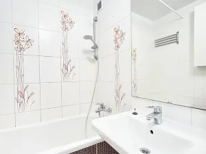 Prodej bytu 3+1, Ostrava, náměstí Družby, 69 m2
