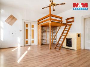 Prodej činžovního domu, Mimoň, nám. 1. máje, 120 m2