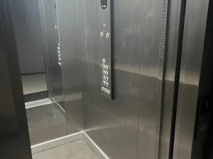 Pronájem bytu 2+kk, Praha - Smíchov, Plzeňská, 40 m2