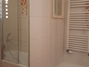 Pronájem bytu 2+1, Praha - Smíchov, Grafická, 57 m2