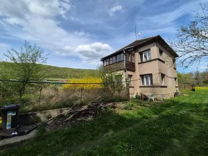 Pronájem komerčního pozemku, Nučice, V Hlubokém, 5000 m2