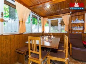 Prodej chaty, Holice - Podlesí, 55 m2