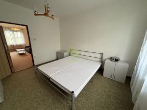 Pronájem bytu 2+1, Hrádek, 58 m2