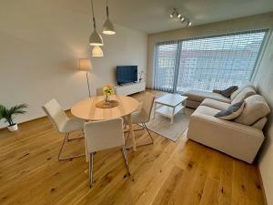 Pronájem bytu 2+kk, Brno, Lidická, 61 m2