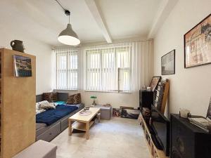 Pronájem bytu 1+kk, Hradec Králové, Šafaříkova, 28 m2