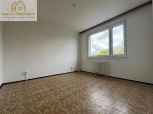 Pronájem bytu 3+1, Hradec Králové, třída Edvarda Beneše, 97 m2