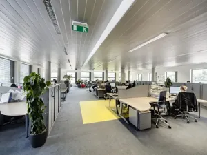 Pronájem kanceláře, Praha - Smíchov, Nádražní, 539 m2
