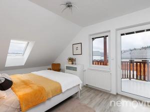 Prodej rodinného domu, Mníšek pod Brdy, Rymaně, 162 m2