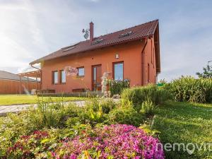 Prodej rodinného domu, Mníšek pod Brdy, Rymaně, 162 m2