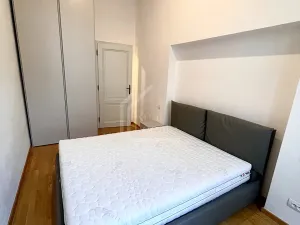 Pronájem bytu 2+1, Praha - Karlín, Sokolovská, 75 m2