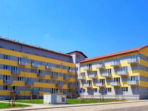 Pronájem bytu 1+kk, Kladno, Jaroslava Holečka, 37 m2