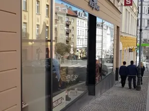 Pronájem bytu 1+kk, Karlovy Vary, Krále Jiřího, 21 m2