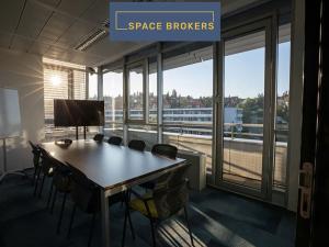 Pronájem kanceláře, Praha - Dejvice, Evropská, 1000 m2