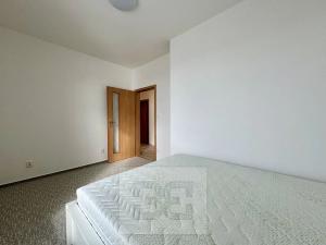 Pronájem bytu 3+kk, Modřice, Přízřenická, 74 m2
