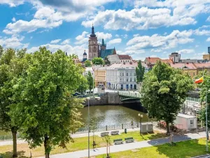 Pronájem bytu 2+1, Hradec Králové, náměstí Svobody, 70 m2