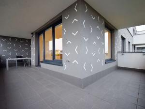 Pronájem bytu 2+kk, Praha - Dolní Měcholupy, Kryšpínova, 72 m2