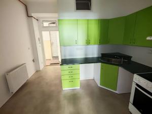 Pronájem bytu 1+kk, Praha - Nové Město, Na bojišti, 34 m2