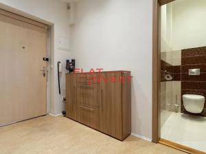 Pronájem bytu 2+kk, Praha - Vršovice, Vršovická, 54 m2