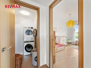 Prodej bytu 3+kk, Praha - Holešovice, Sanderova, 104 m2