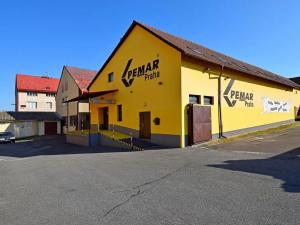 Pronájem skladu, Praha - Libuš, Libušská, 1400 m2