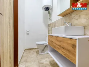 Prodej výrobních prostor, Černošín, 1100 m2