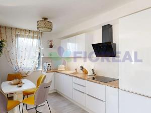 Prodej bytu 3+kk, Horoměřice, T. G. Masaryka, 70 m2