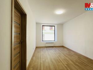 Prodej obchodního prostoru, Jihlava, Lazebnická, 72 m2