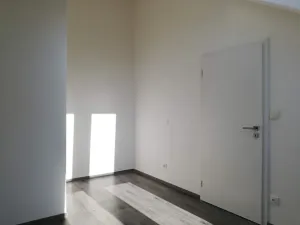 Pronájem bytu 3+kk, Praha - Holešovice, Na Maninách, 77 m2
