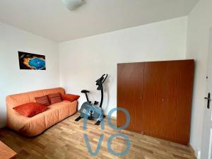 Pronájem bytu 3+1, Praha - Strašnice, Ke Strašnické, 80 m2