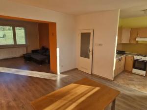 Prodej bytu 3+kk, Pozlovice, Hlavní, 74 m2
