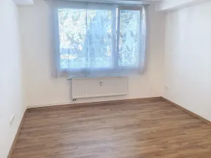 Pronájem bytu 1+kk, Trutnov, Maxima Gorkého, 30 m2