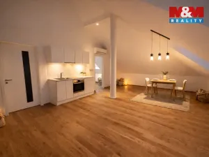 Prodej bytu 2+kk, Praha - Střížkov, Střížkovská, 68 m2