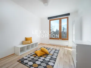 Pronájem bytu 3+kk, Praha - Hloubětín, Nepelova, 73 m2