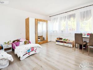 Pronájem bytu 4+kk, Šestajovice, 110 m2