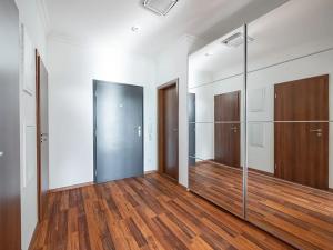 Prodej bytu 2+kk, Praha - Malešice, Počernická, 70 m2
