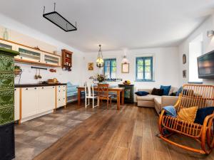 Prodej ubytování, Sedlec - Malé Chrášťany, 1420 m2