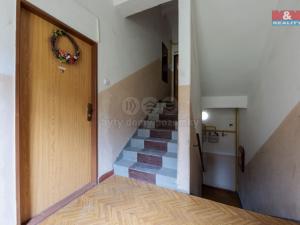 Prodej bytu 3+1, Oloví - Hory, 67 m2