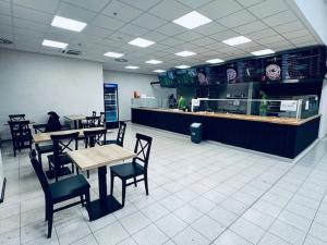 Pronájem obchodního prostoru, Děčín, Uhelná, 102 m2