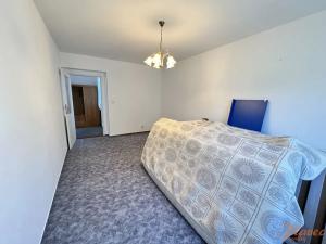 Pronájem bytu 3+1, Praha - Nebušice, Na Malé Šárce, 100 m2
